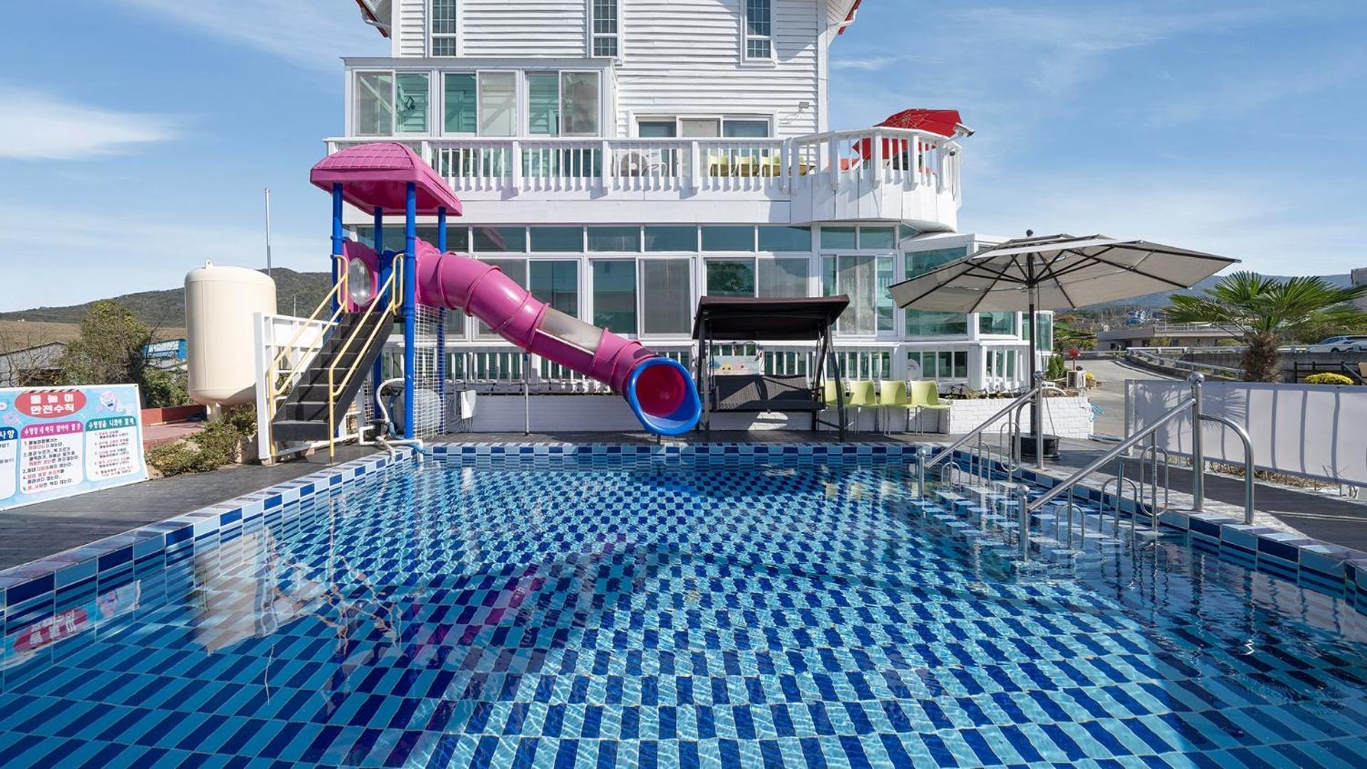 Gyeongju Riu Kids Poolvilla Esterno foto